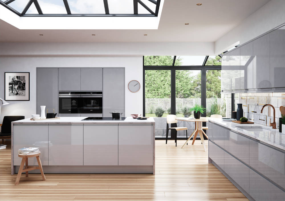 Harborne, Shaker Door Kitchen in Graphite & Chicory Red